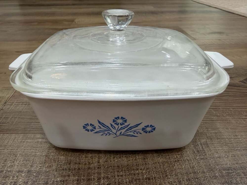 Corning Ware Blue Cornflower 1.5 Qt Casserole Dish P-4-B with Lid